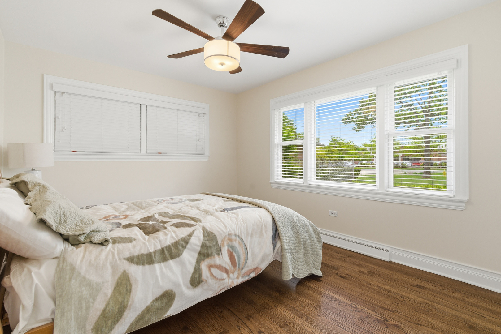 1725 Sunset Ridge Road Glenview, IL 60025 - Photo 18 of 38
