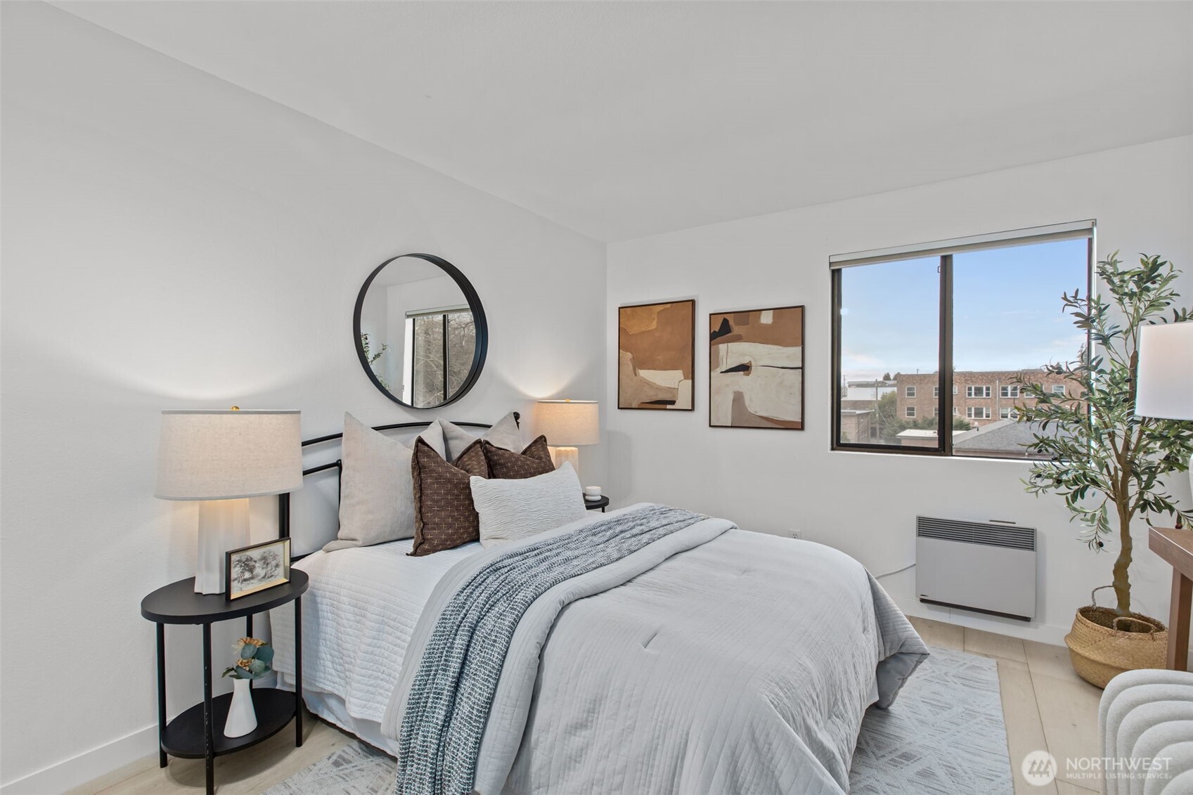 4911 Fremont Avenue North, Unit 303 Seattle, WA 98103 - Photo 20 of 29