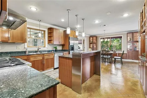 $469,500 | 1608 Lisbon Street, New Orleans, LA 70122