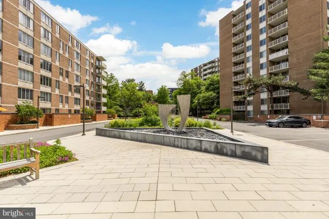 $349,900 | 2939 Van Ness Street Northwest, Unit 422, Washington, DC 20008