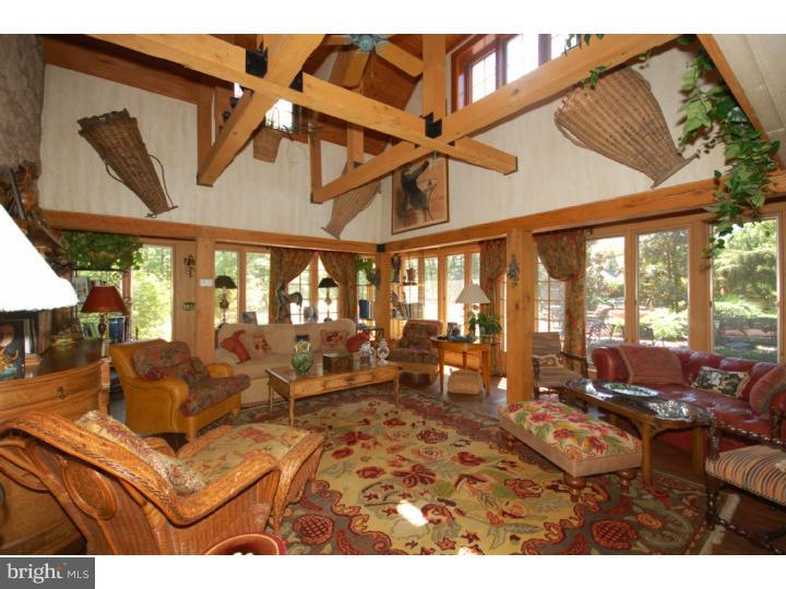 2545 River Road New Hope, PA 18938 - Photo 2 of 25 Family Room
