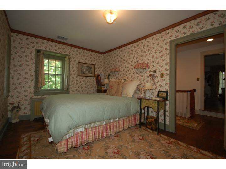 2545 River Road New Hope, PA 18938 - Photo 13 of 25 Bedroom 2