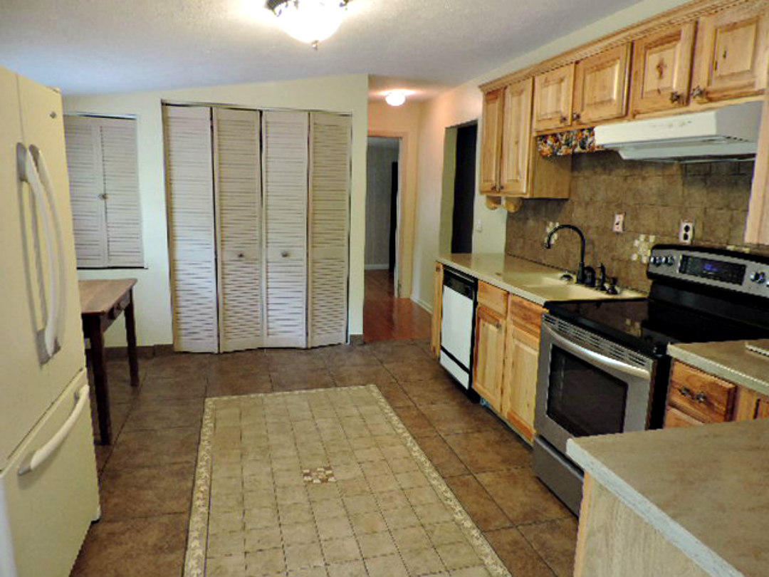 1626 Covington Road Dandridge, TN 37725 - Photo 15 of 38 DSCN1516