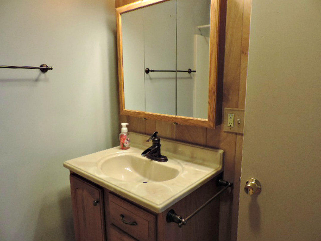 1626 Covington Road Dandridge, TN 37725 - Photo 21 of 38 DSCN1522