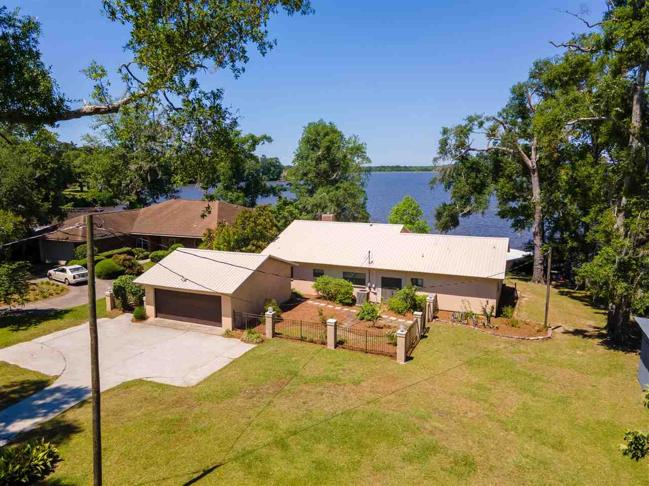 24205 Lone Star Road Tallahassee, FL 32310 - Photo 7 of 33 Gallery Image 7