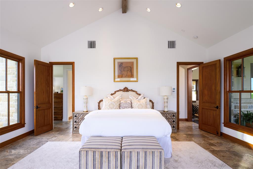 11503 East Rocky Creek Road Crowley, TX 76036 - Photo 15 of 40