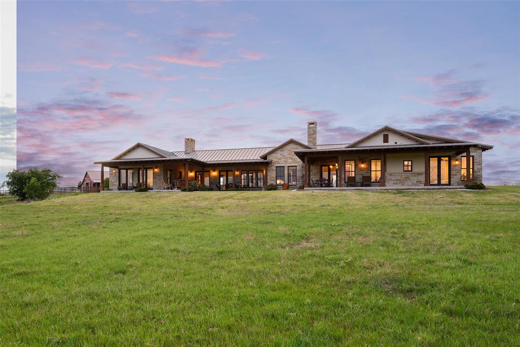 11503 East Rocky Creek Road Crowley, TX 76036 - Photo 4 of 40