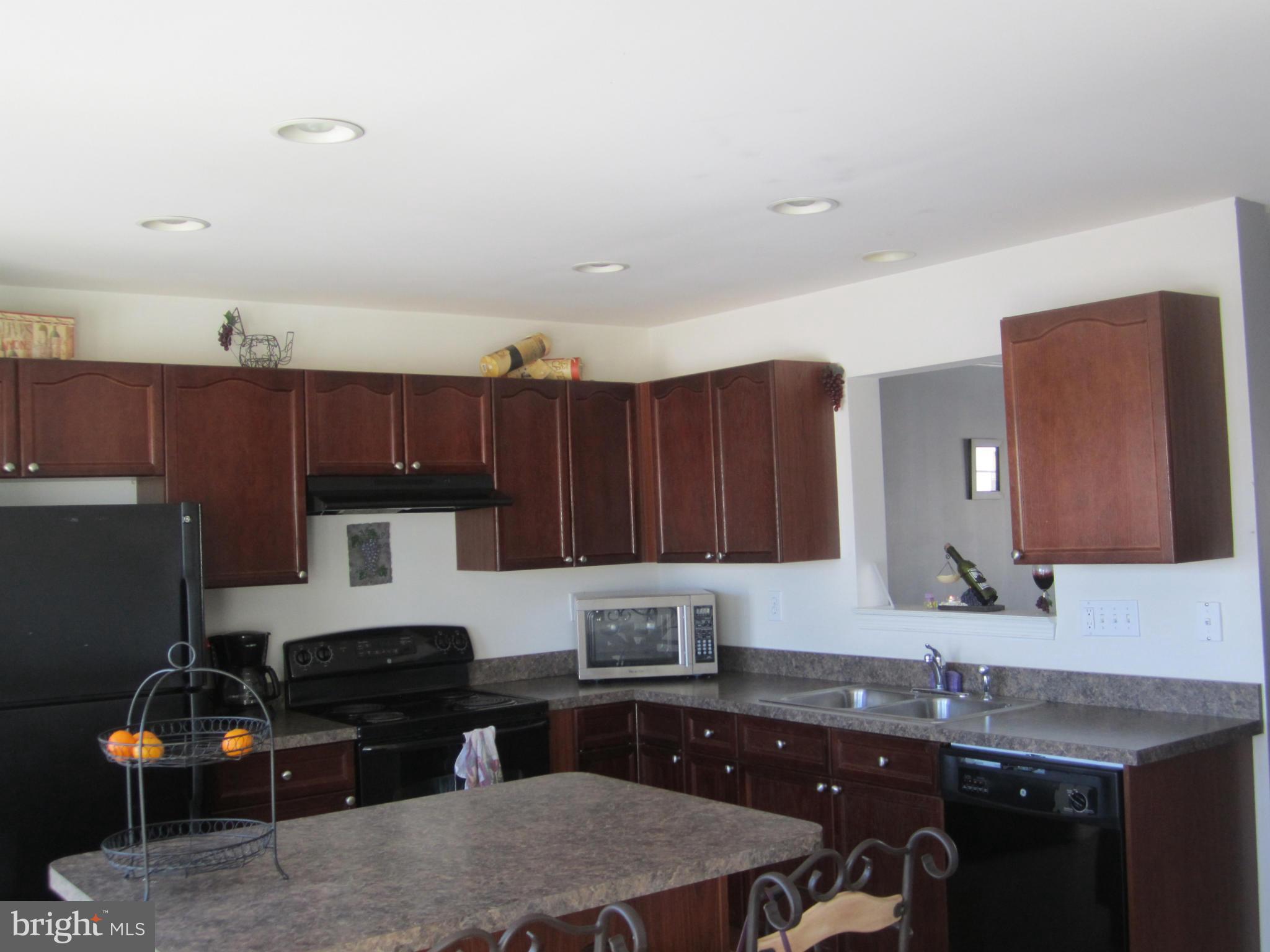 222 Rumbling Rock Road Hedgesville, WV 25427 - Photo 12 of 30 Kitchen