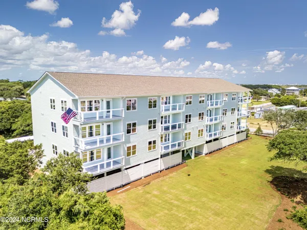 $664,900 | 109 Knollwood Drive, Unit F, Atlantic Beach, NC 28512