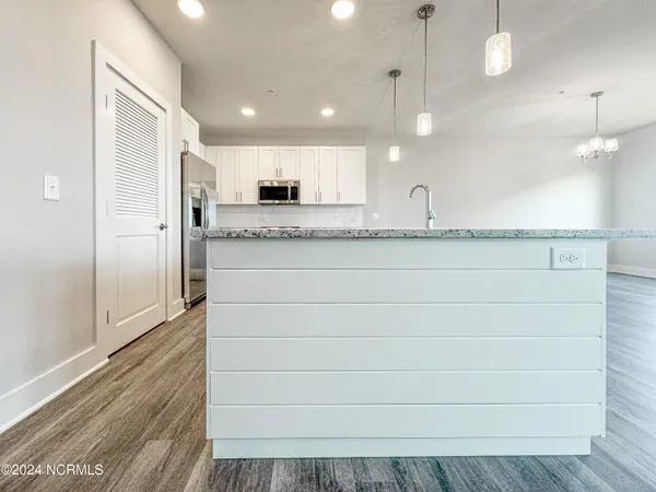 $664,900 | 109 Knollwood Drive, Unit F, Atlantic Beach, NC 28512
