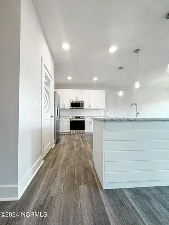 $664,900 | 109 Knollwood Drive, Unit F, Atlantic Beach, NC 28512