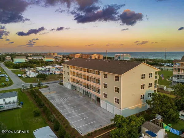 $664,900 | 109 Knollwood Drive, Unit F, Atlantic Beach, NC 28512