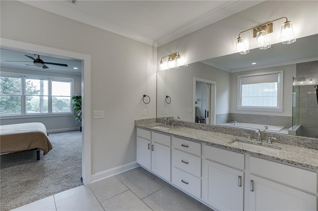 3546 Sandy Woods Lane Stone Mountain, GA 30083 - Photo 36 of 44