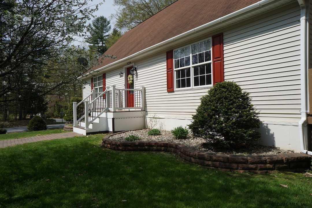 115 Cramer Road Malta, NY 12020 - Photo 7 of 36 Photo 9
