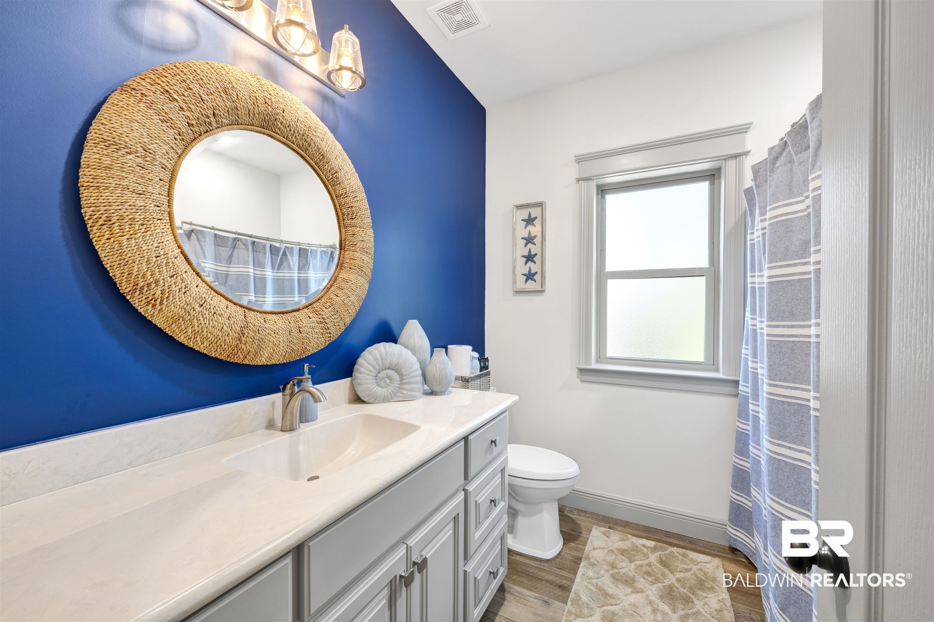 9492 Neumann Drive Elberta, AL 36530 - Photo 16 of 47 Bathroom