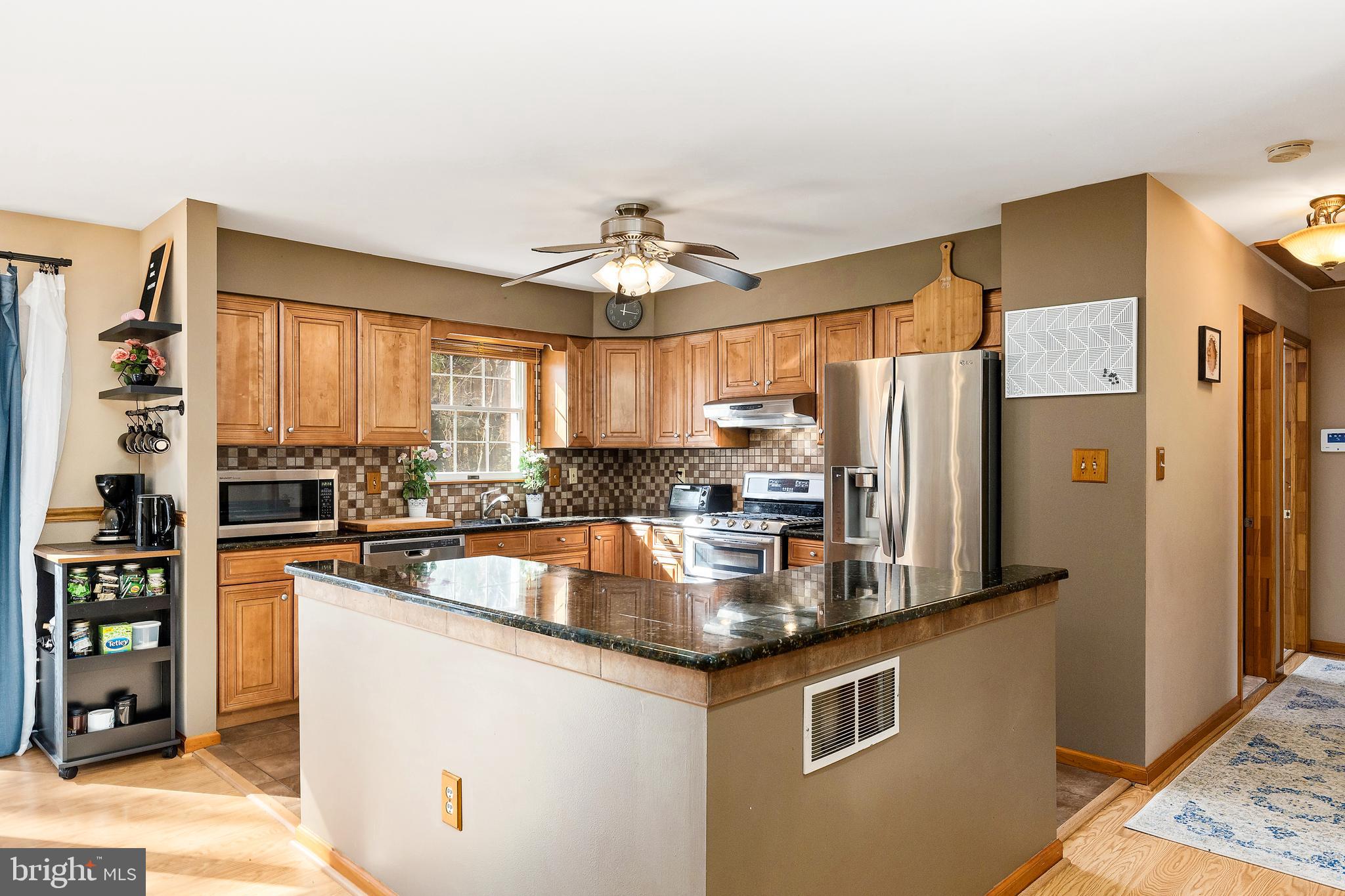 307 Johnson Road Sicklerville, NJ 08081 - Photo 9 of 30