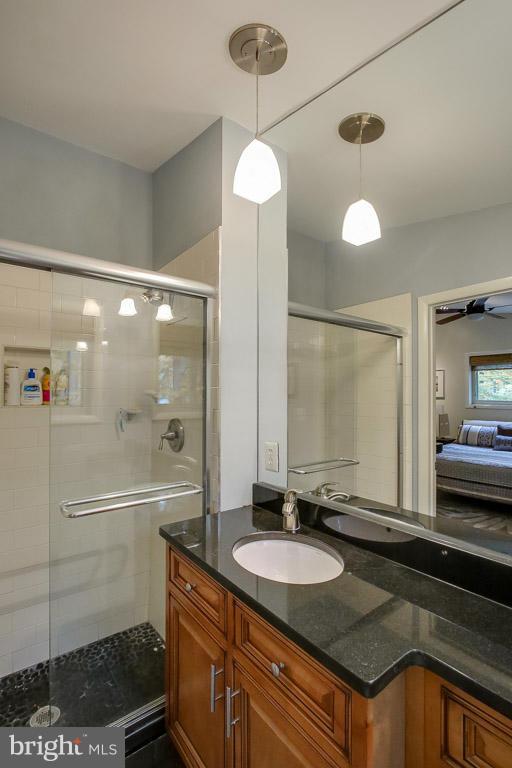 3602 Gardenview Road Baltimore, MD 21208 - Photo 14 of 27 Bath (Master)