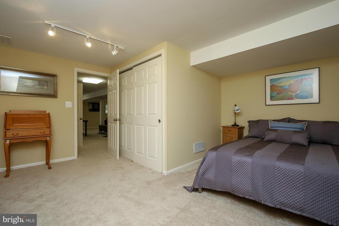 3602 Gardenview Road Baltimore, MD 21208 - Photo 21 of 27 Lower Level Bedroom