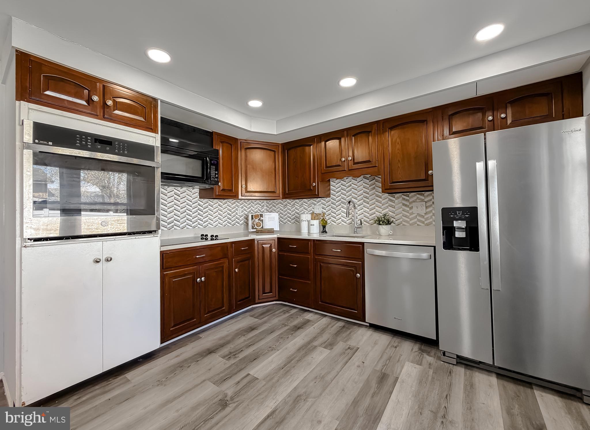 2419 Pinefield Road Waldorf, MD 20601 - Photo 10 of 29 Kitchen