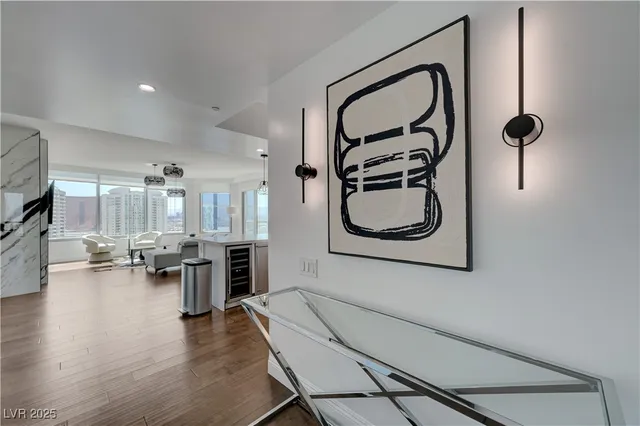 $4,200 | 222 Karen Avenue, Unit 3301, Las Vegas, NV 89109