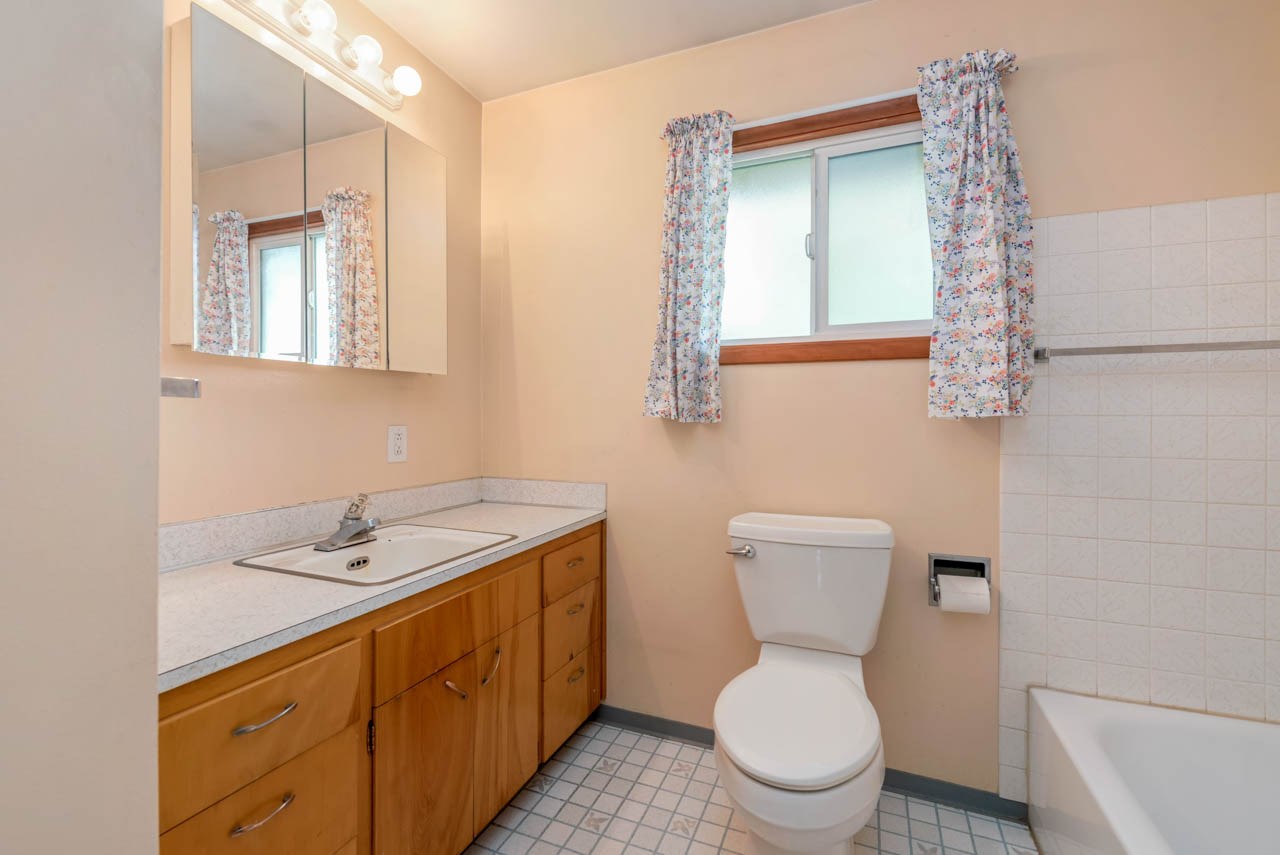 1513 North Pierce Road Spokane Valley, WA 99206 - Photo 16 of 30 Gallery Image 16