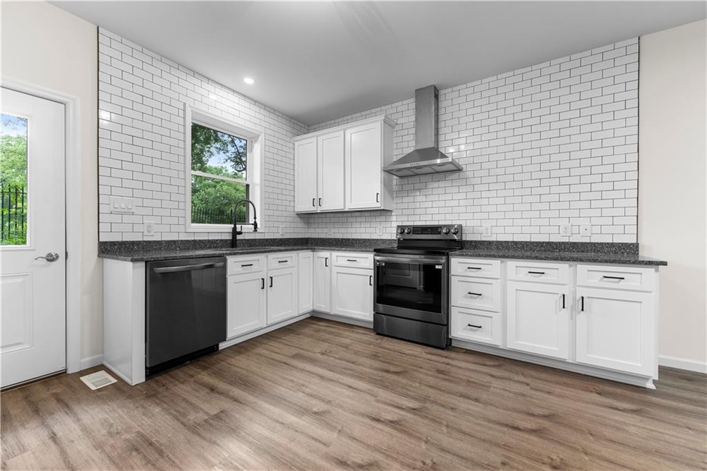 902 Morrison Street Pittsburgh, PA 15212 - Photo 7 of 34