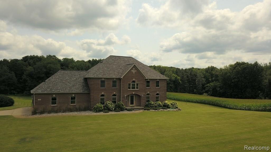 680 North Cedar Road Fowlerville, MI 48836 - Photo 40 of 46 43_680 (4).JPG