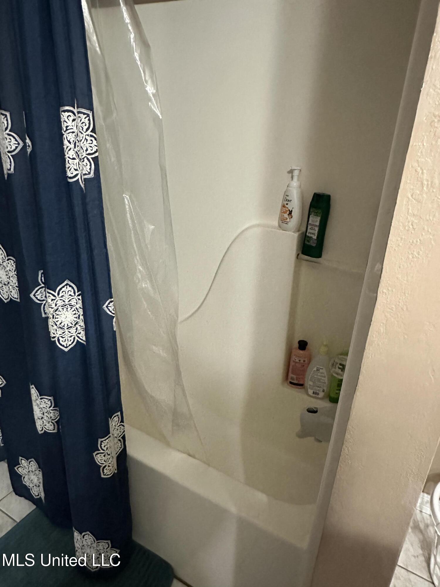 2505 Fairley Road Gautier, MS 39553 - Photo 33 of 36 full bath 2