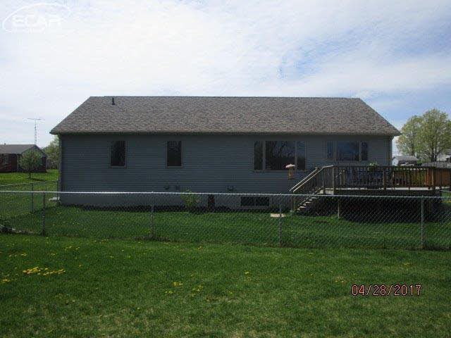 16379 Linden Road Linden, MI 48451 - Photo 5 of 23 21290416-4.JPG