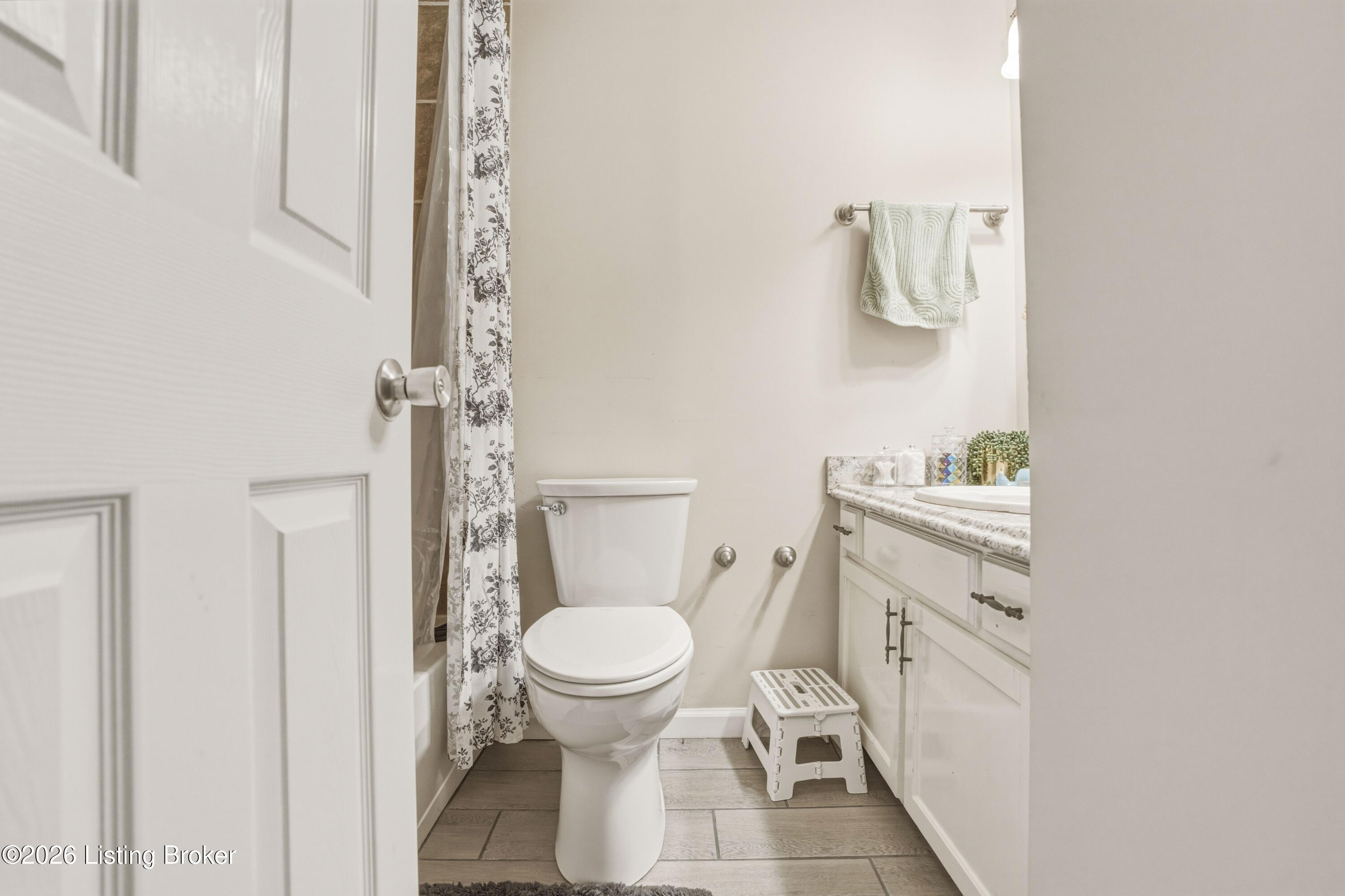 957 Wildflower Ridge Road Brandenburg, KY 40108 - Photo 43 of 70 50-Bathroom