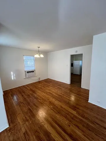 $1,350 | 100 East North Avenue, Bryan, TX 77801