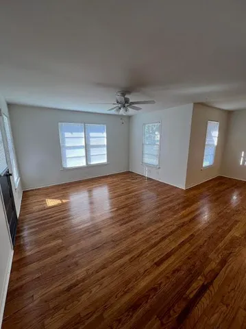 $1,350 | 100 East North Avenue, Bryan, TX 77801