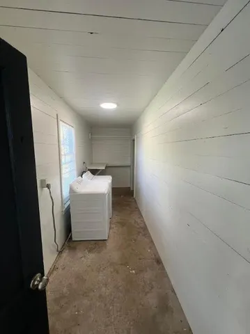 $1,350 | 100 East North Avenue, Bryan, TX 77801