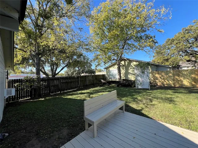 $1,350 | 100 East North Avenue, Bryan, TX 77801