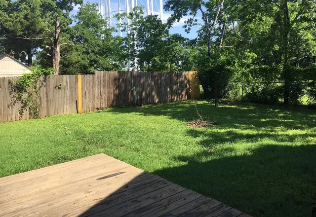 $1,350 | 100 East North Avenue, Bryan, TX 77801