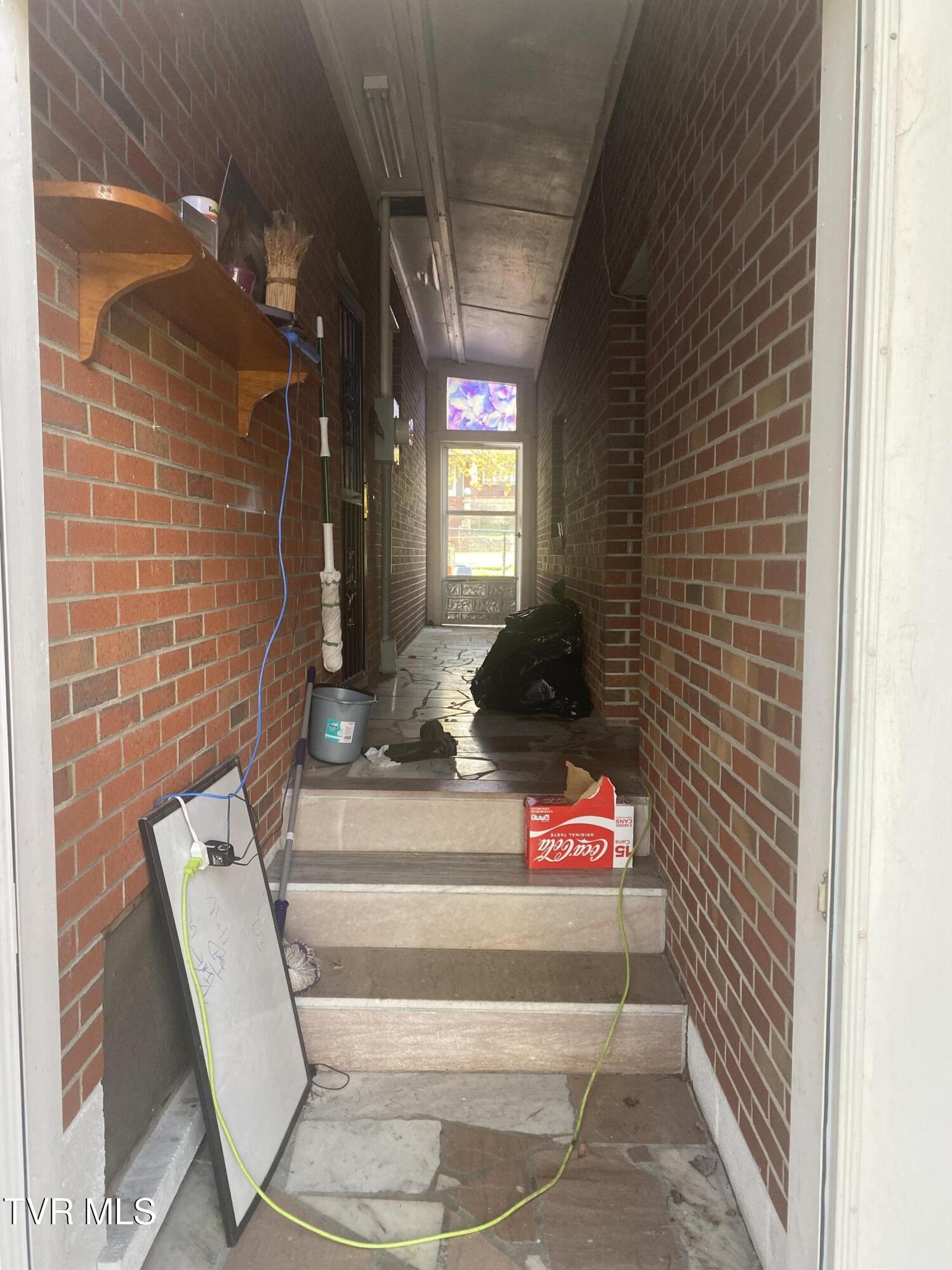 6192 Hurricane Road Wise, VA 24293 - Photo 11 of 49 IMG_5160