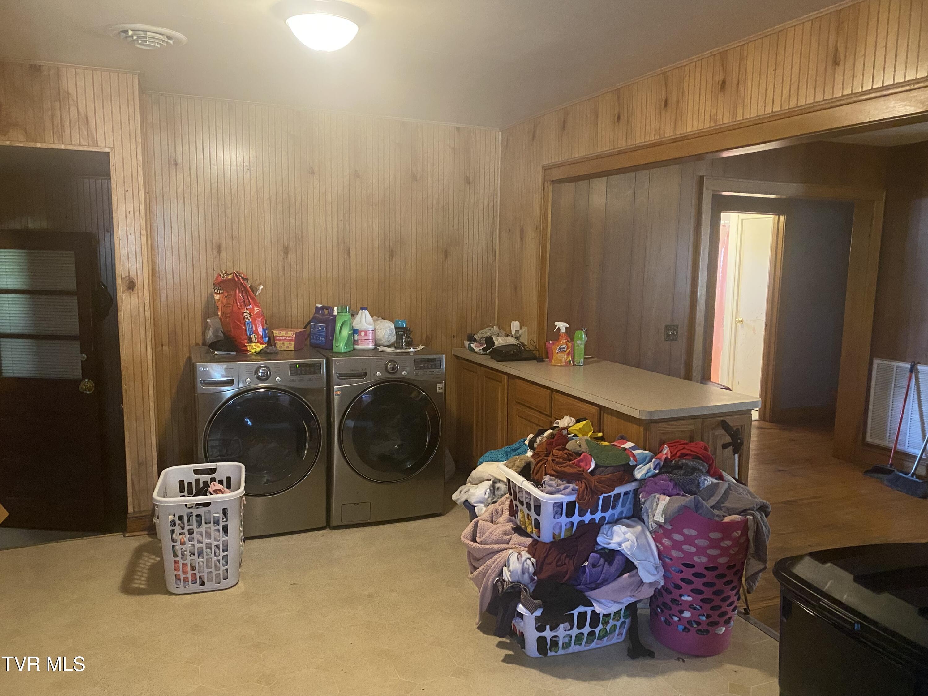 6192 Hurricane Road Wise, VA 24293 - Photo 16 of 49 IMG_5116