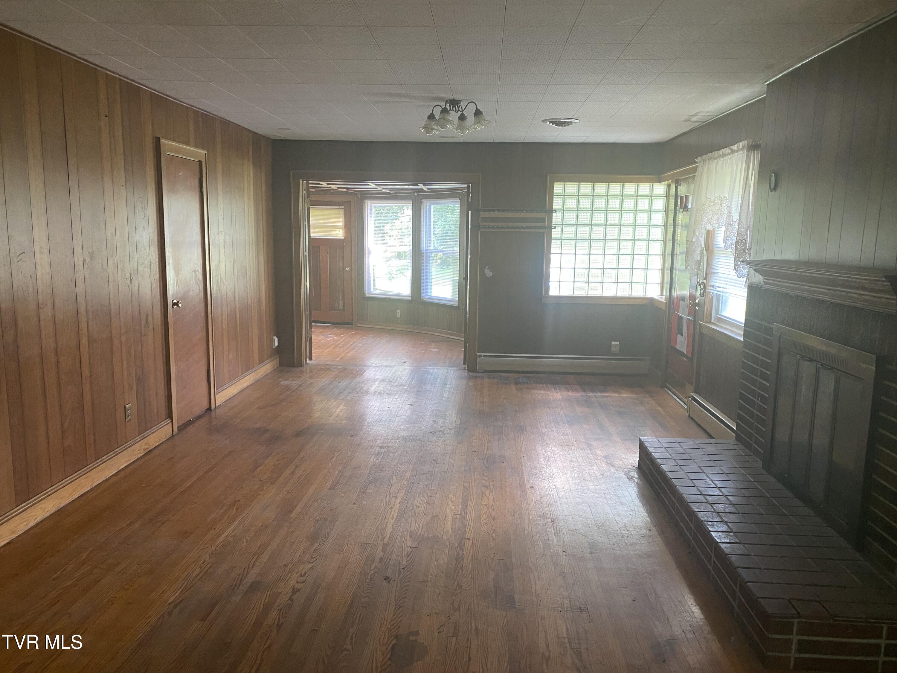 6192 Hurricane Road Wise, VA 24293 - Photo 19 of 49 IMG_5602