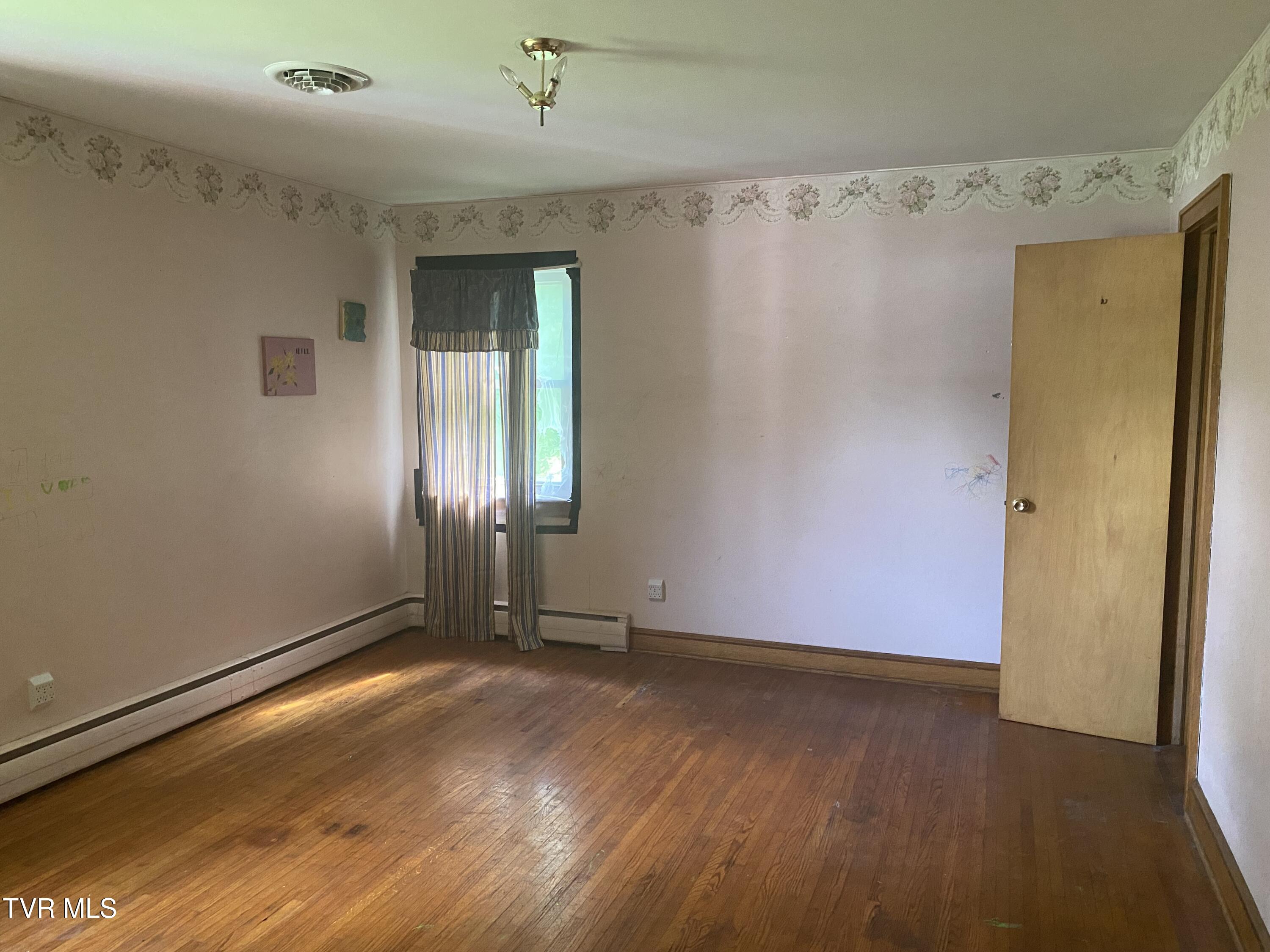 6192 Hurricane Road Wise, VA 24293 - Photo 26 of 49 IMG_5609