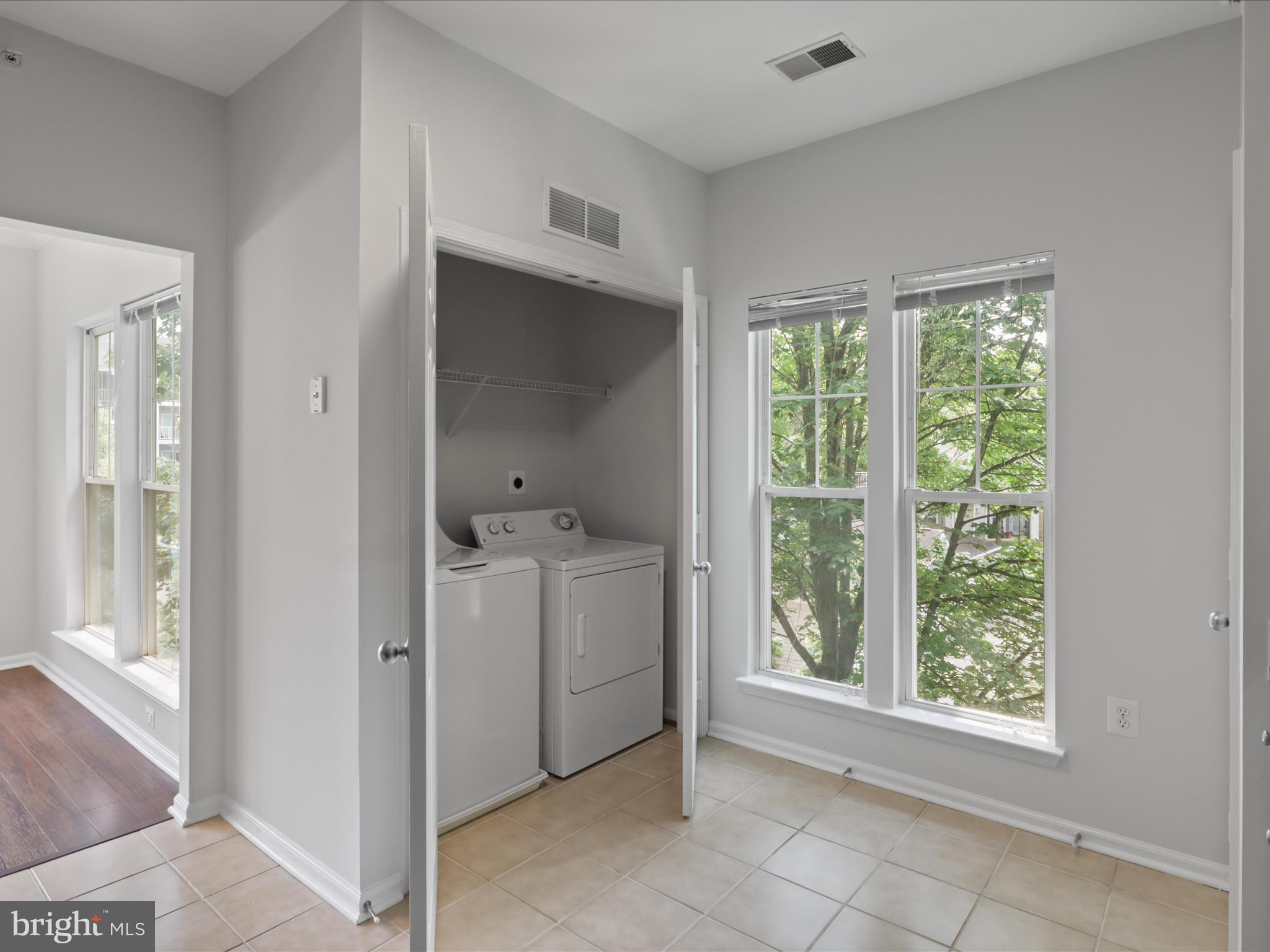 1511 North Point Drive, Unit 304 Reston, VA 20194 - Photo 12 of 47