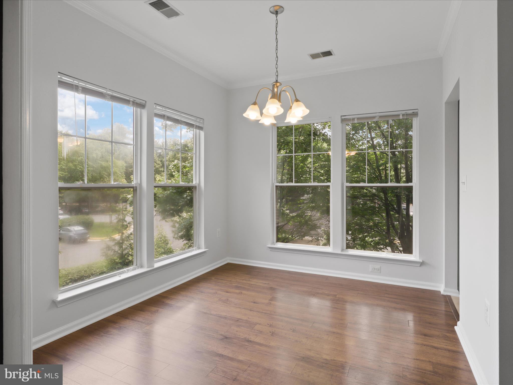 1511 North Point Drive, Unit 304 Reston, VA 20194 - Photo 8 of 47