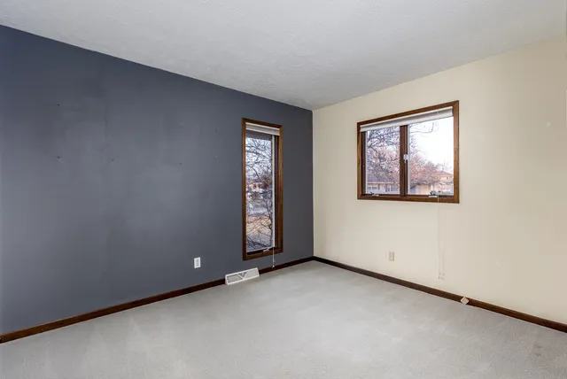 $225,000 | 1 Old Orchard Lane, Streator, IL 61364