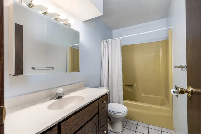 $225,000 | 1 Old Orchard Lane, Streator, IL 61364