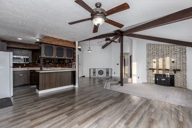 $225,000 | 1 Old Orchard Lane, Streator, IL 61364