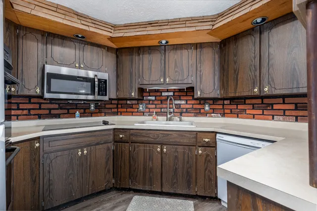 $225,000 | 1 Old Orchard Lane, Streator, IL 61364