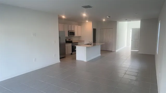 $2,200 | 1519 Jessica Boulevard, Lake Wales, FL 33859