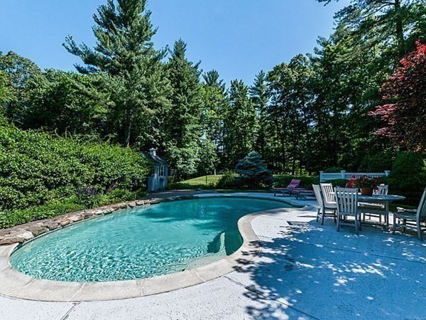11 Harrington Ridge Road Sherborn, MA 01770 - Photo 2 of 38 Gallery Image 2