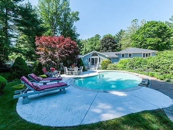 11 Harrington Ridge Road Sherborn, MA 01770 - Photo 3 of 38 Gallery Image 3
