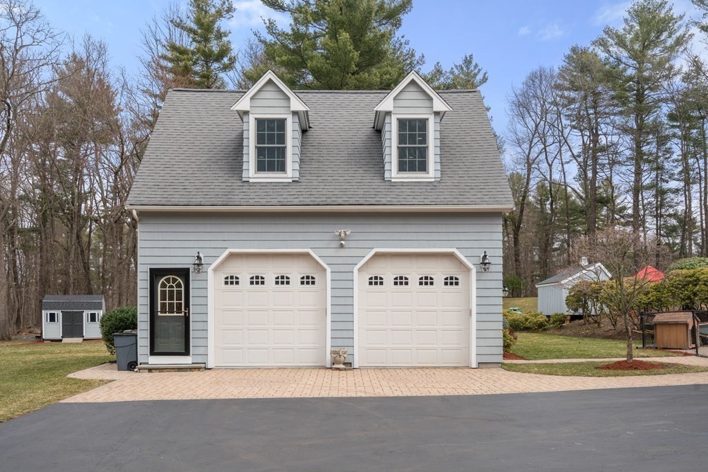 11 Harrington Ridge Road Sherborn, MA 01770 - Photo 33 of 38 Gallery Image 33