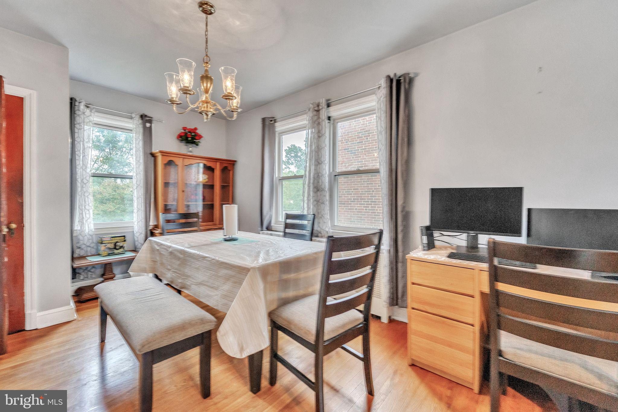 943 Elm Ridge Avenue Baltimore, MD 21229 - Photo 8 of 30 Gallery Image 8